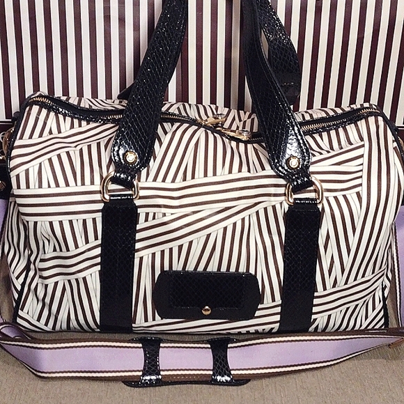 Henri Bendel Disturbed Stripe weekender with lock - Picture 3 of 16